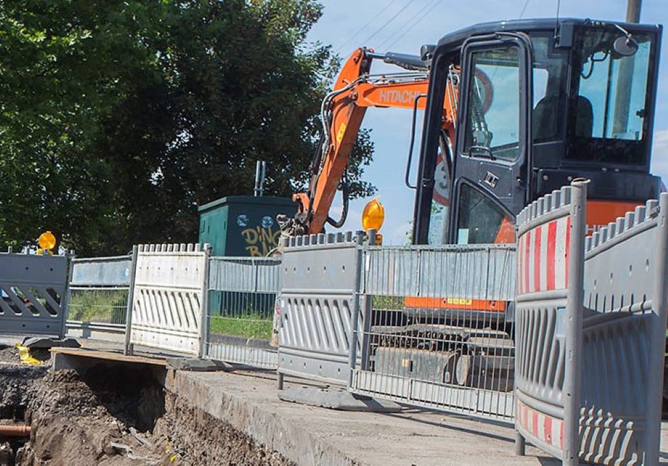 Fahrbahn abgesenkt: erneute Sperrung der Bahnunterfhrung