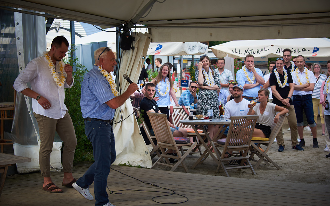 Hilfe beim Grnden: Sommer, Sonne, Startup Beach Koblenz