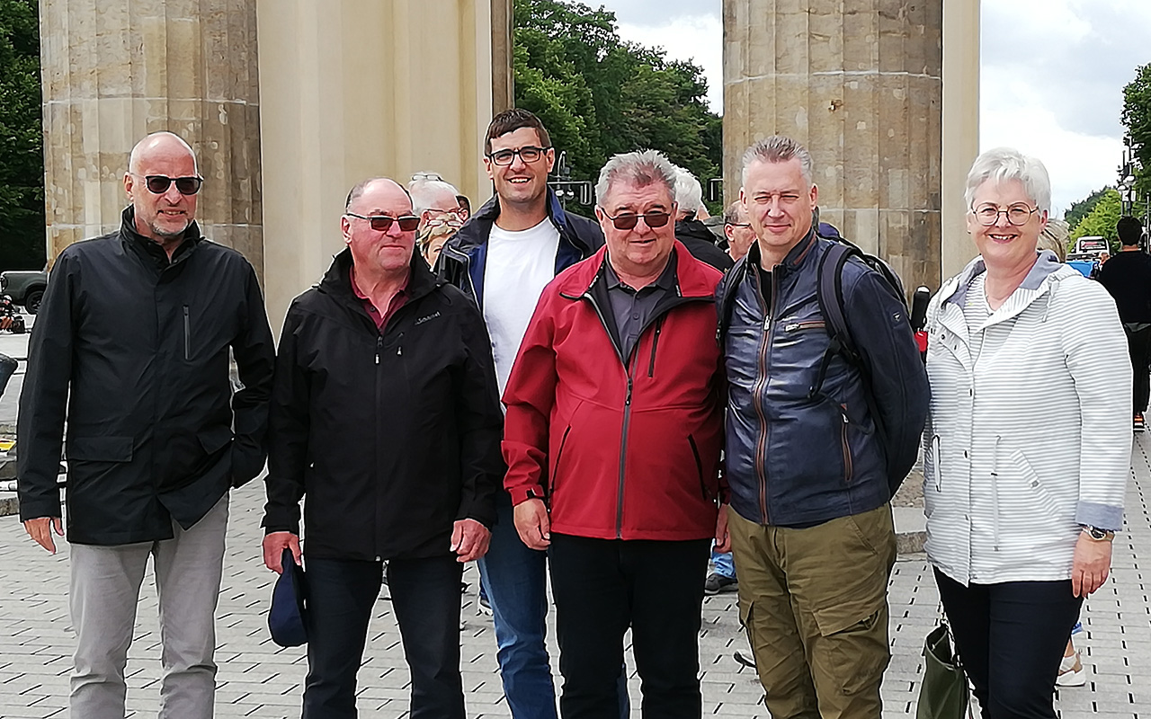 Flammersfelder erlebten informationsreiche Tage in Berlin