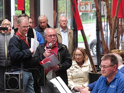 Die Initiatoren und Hauptakteure der abwechslungsreichen Veranstaltung: BGV-Geschftsfhrer Gerd Bumer, BGV-Vorsitzender Heinz Stock und Chorleiter Paul Hsch (von links). Fotos Hans Schmidt