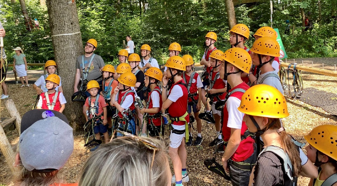 Der SV Feldkirchen in Bad Marienberg im Kletterpark (Foto: Dennis Christ)