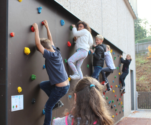 Grundschule Wissen: Jetzt kann geklettert werden