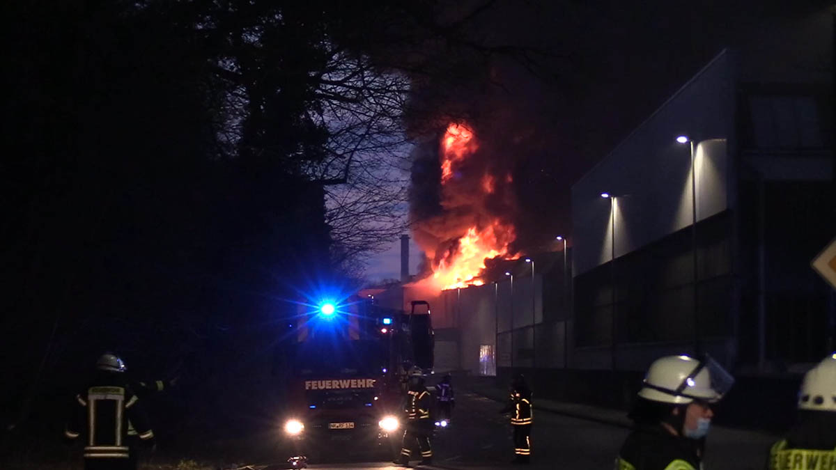 Bei dem Brand kam es zu einer enormen Rauchentwicklung. Foto: Wolfgang Tischler