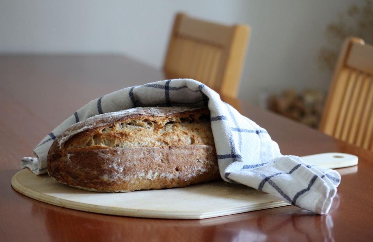 Sauerteigbrot selbst backen lernen. Foto: Kreis-VHS