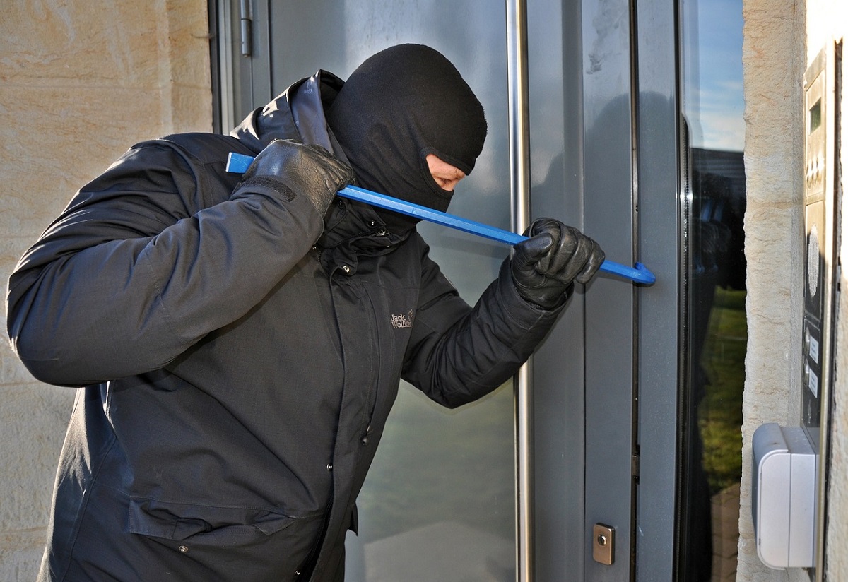 Versuchter Tageswohnungseinbruch in Vettelscho - Zeugen gesucht