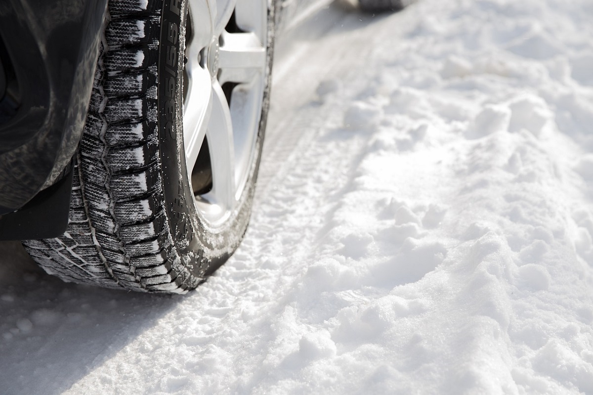 23 Verkehrsunflle durch winterliche Witterung - Polizei mahnt zur Winterreifenpflicht