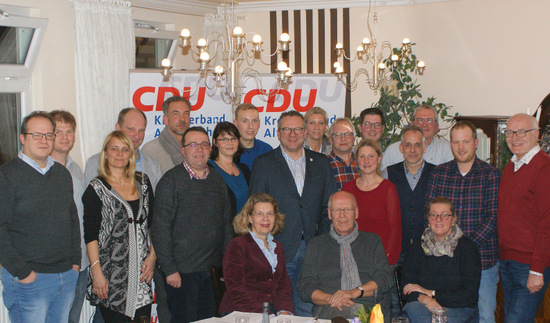 Berno Neuhoff (Mitte) fhrt die CDU in der Stadt Wissen in die Wahlen zum Stadtbrgermeister und zum Stadtrat. (Foto: CDU)