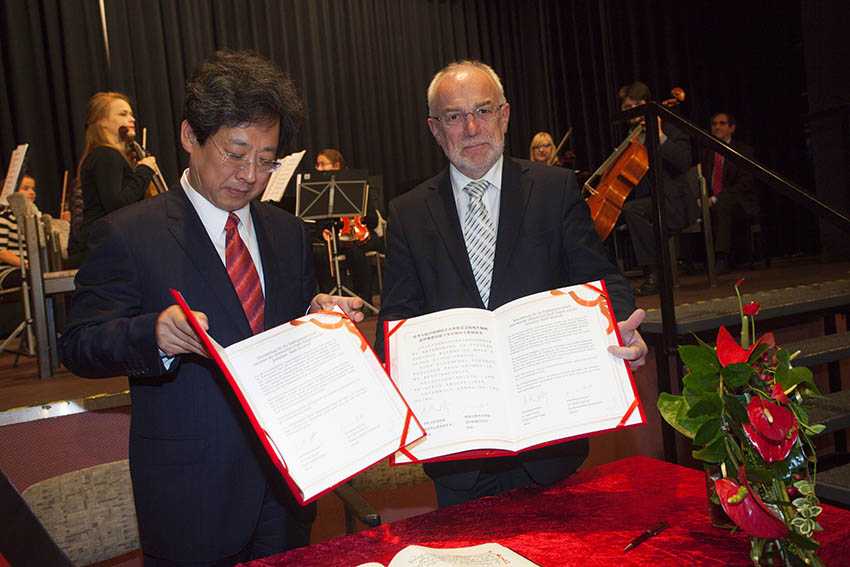 Die Stdtepartnerschaft mit China lag Nikolaus Roth sehr am Herzen. Archivfoto: Wolfgang Tischler