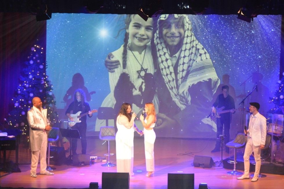 "Christmas Moments" zauberte weihnachtliche Emotionen in die Stadthalle Ransbach-Baumbach