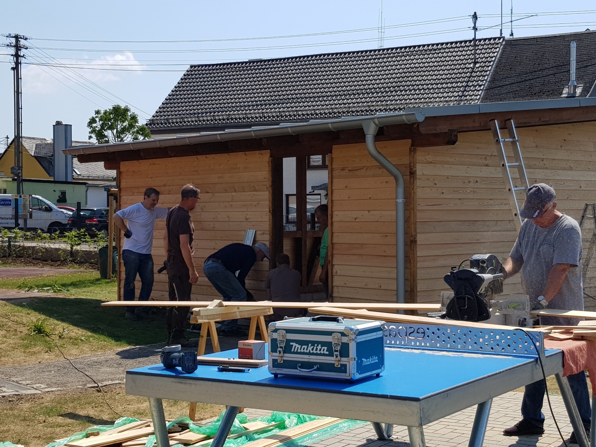 Bushuschen an der neuen Ortsmitte in Drrholz-Daufenbach fertiggestellt