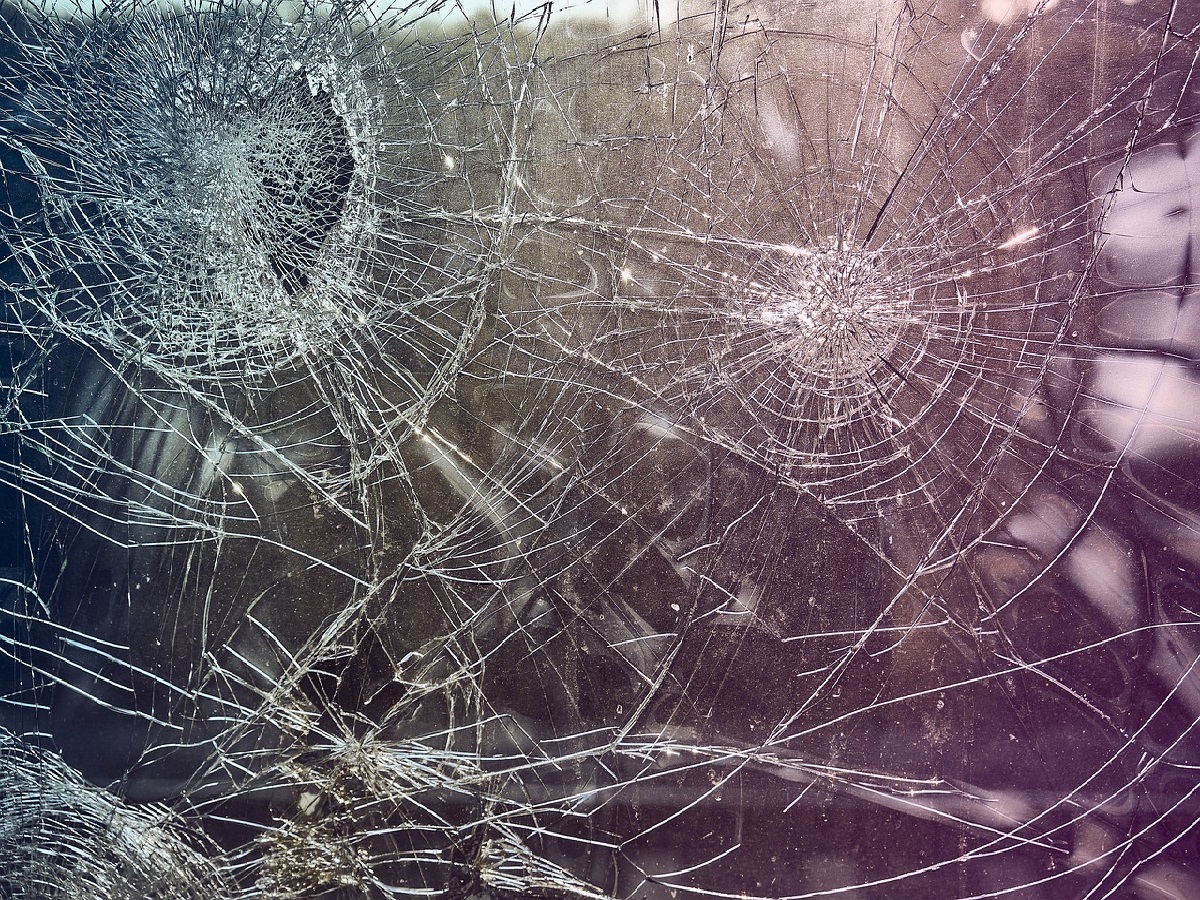 Mieser Vandalismus in Unkel: Fensterscheiben von Kindergarten mutwillig zerstrt