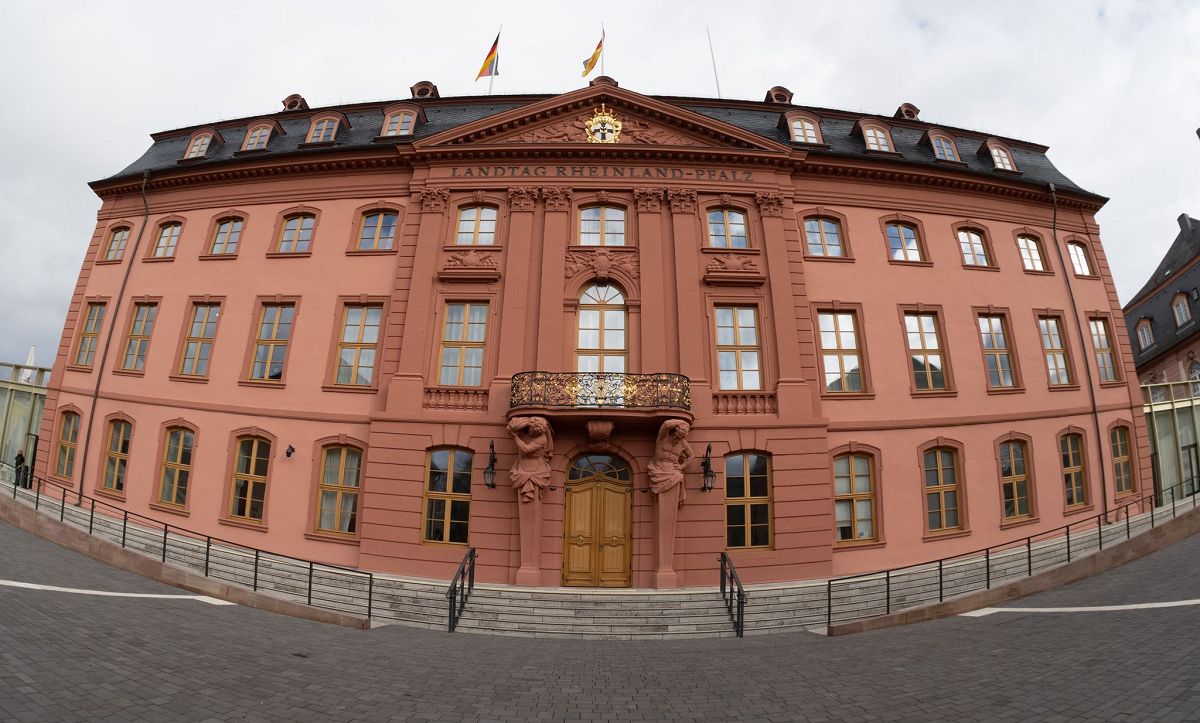 Landtag Rheinland-Pfalz plant wichtige Beschlsse vor der Bundestagswahl