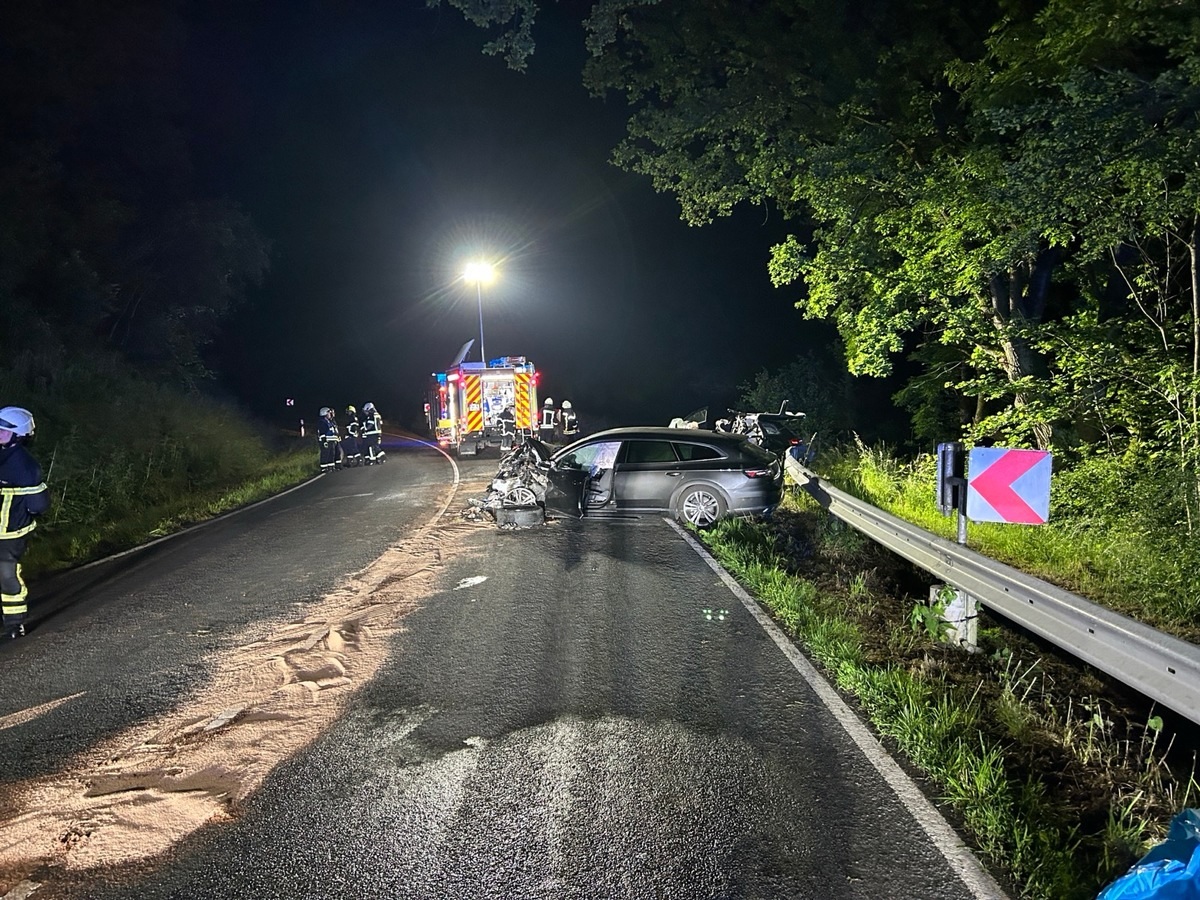 Die Unfallstelle auf der L267. (Foto: Polizeidirektion Neuwied/Rhein)