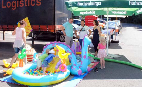 Fr die Kinder gab es allerlei Attraktionen beim DRK-Kinderfest in Altenkirchen. (Foto: kk) 