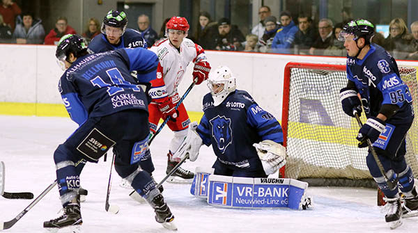 Kein Vorbeikommen: EHC-Keeper Felix Kllejan blieb gegen Hamm zum ersten Mal in dieser Saison ohne Gegentor. Foto: Verein