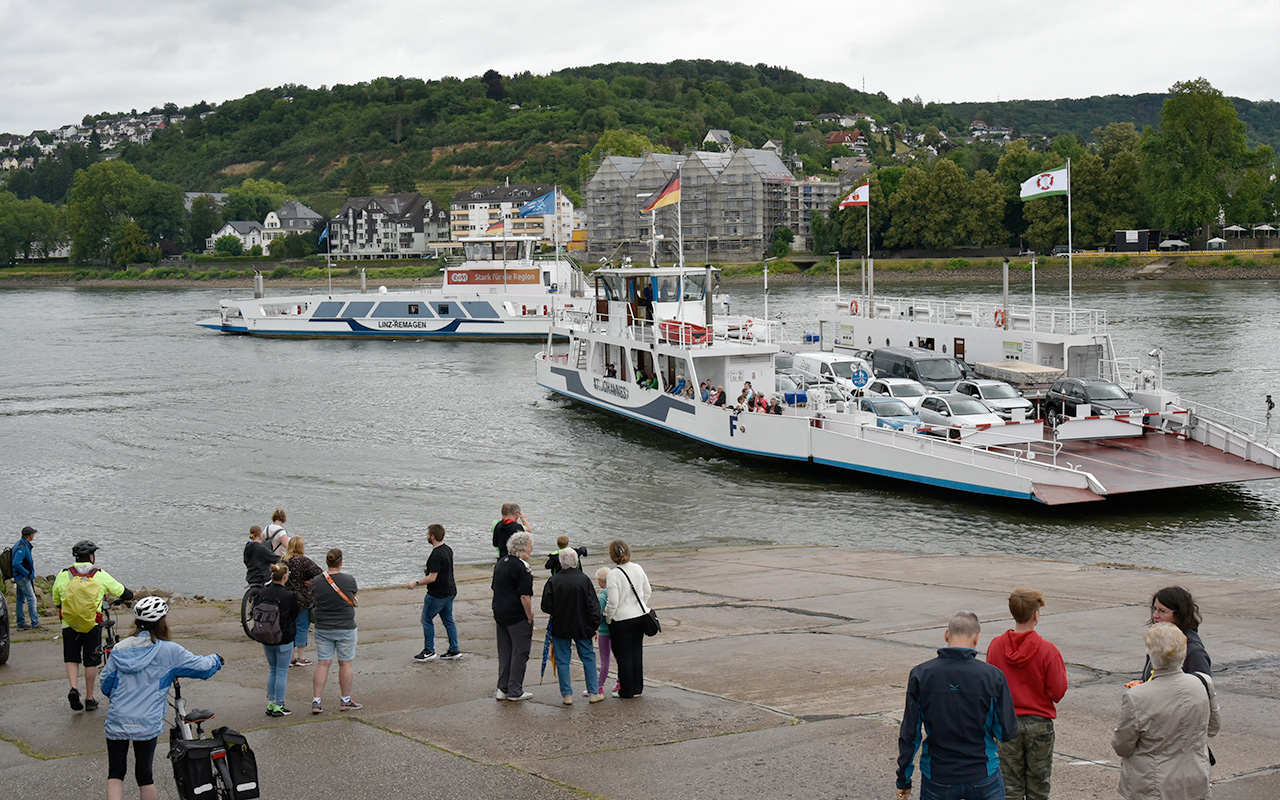 Zum 100. Geburtstag waren beide Fhren im Einsatz, wenn auch auf unterschiedliche Weise. (Fotos: sol)