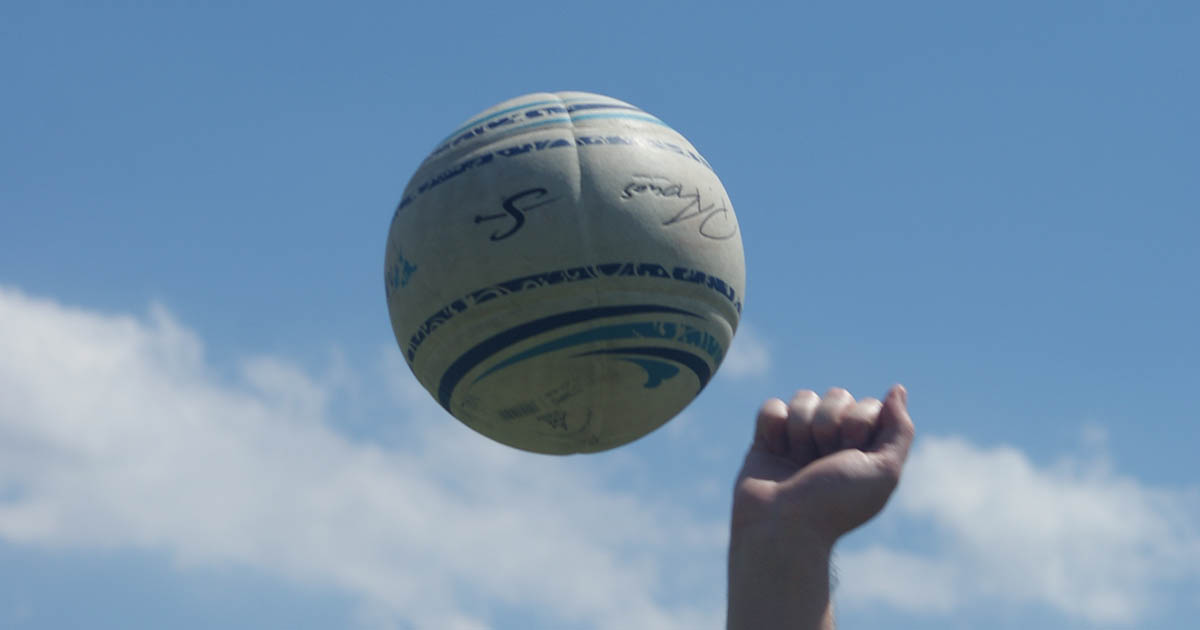 Fr die Faustballer beginnt die Hallensaison. (Foto: Faustballabteilung VfL Kirchen)