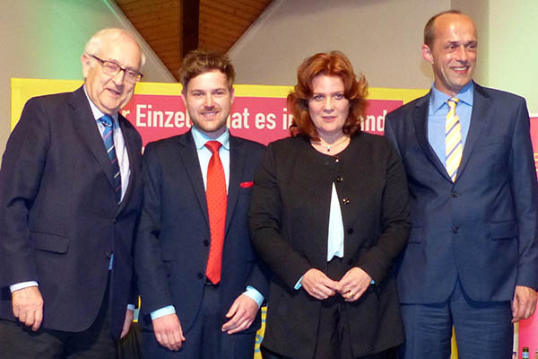 Von links: Rainer Brderle, Sebastian Lahr, Sandra Weeser und Alexander Buda. Foto: FDP