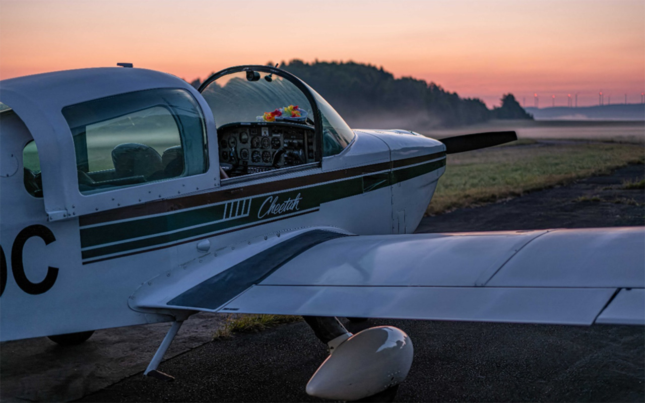 Die Flieger machten sich am frhen Morgen startklar. (Fotos: Luftsportverein Neuwied)