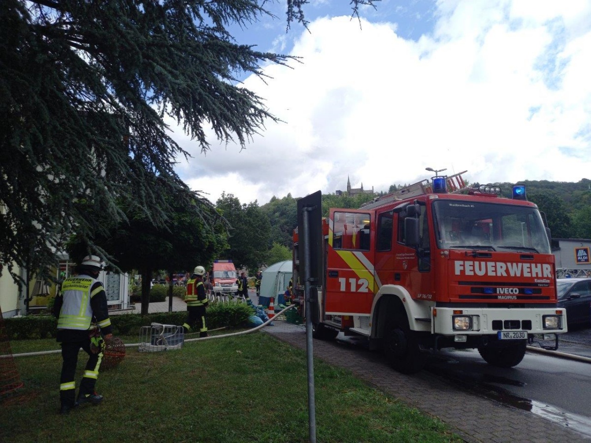 (Fotos: Peter Schfer/ Wehrleiter VG Rengsdorf-Waldbreitbach)