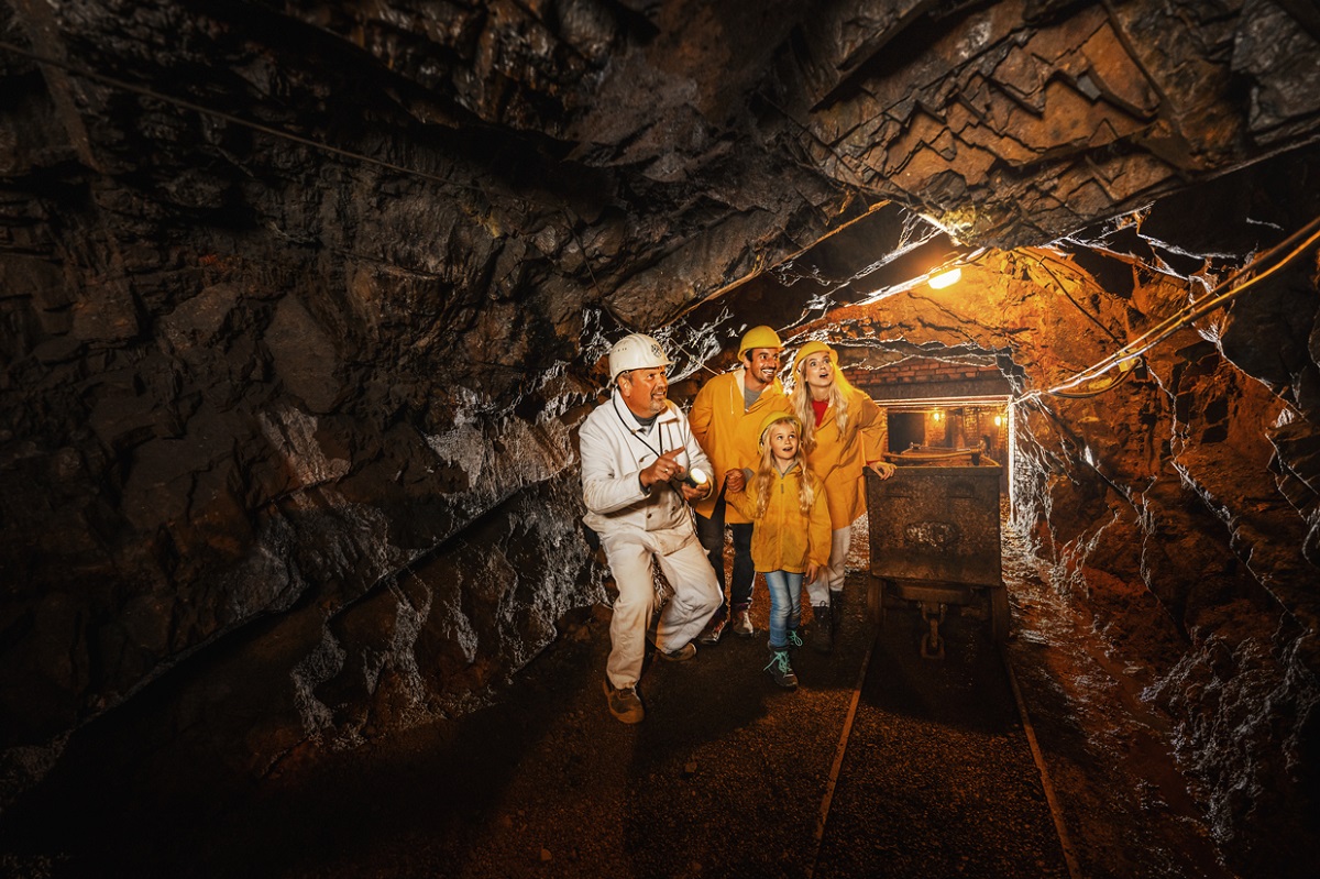 Saisonerffnung im Besucherbergwerk Grube Bindweide am 10. Juni