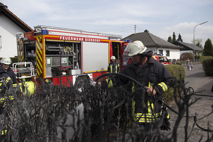 Heckenbrand in Dierdorf  