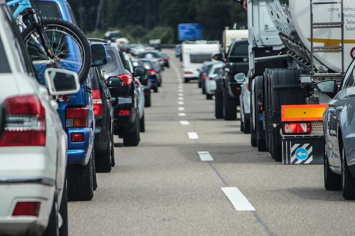 Hohe Staugefahr auf den Autobahnen mit Ferienbeginn in Rheinland-Pfalz