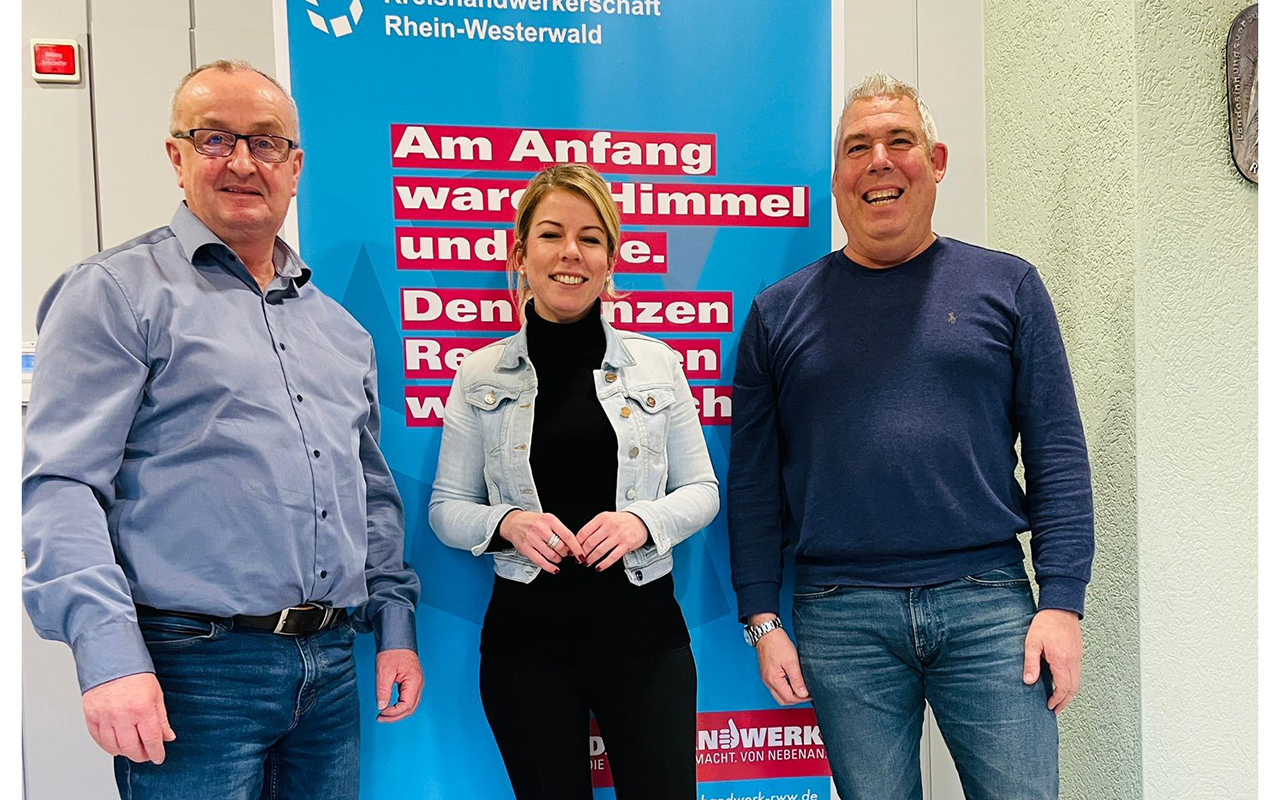 Von links: Matthias Dahmen, Geschftsstellenleiter, Landtagsabgeordnete Lana Horstmann und Ralf Winn, Kreishandwerksmeister, fhrten einen guten Austausch. (Foto: Hergt)