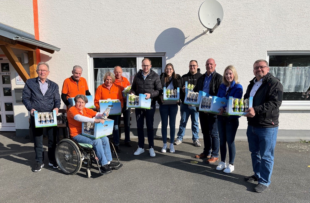 Junge Union bergibt 1000 Schoko-Osterhasen an die Tafeln im Kreis Neuwied