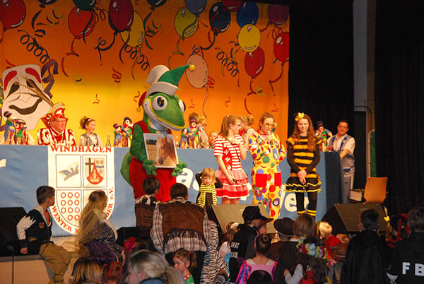 Windhagener Kinderkarneval fand groen Anklang