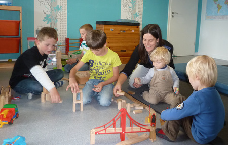 Der Kreis Altenkirchen sucht Firmen, die fr die Kinderbetreuung ihrer Mitarbeiter- und Mitarbeiterinnen neue Wege gehen mchten. (Foto: Kreisverwaltung Altenkirchen) 