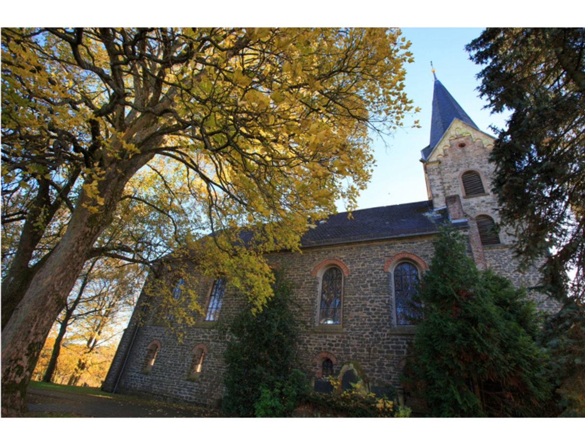 Die Evangelische Kirche in Kirburg wird in diesem Jahr 150 Jahre alt. (Foto: Peter Bongard)