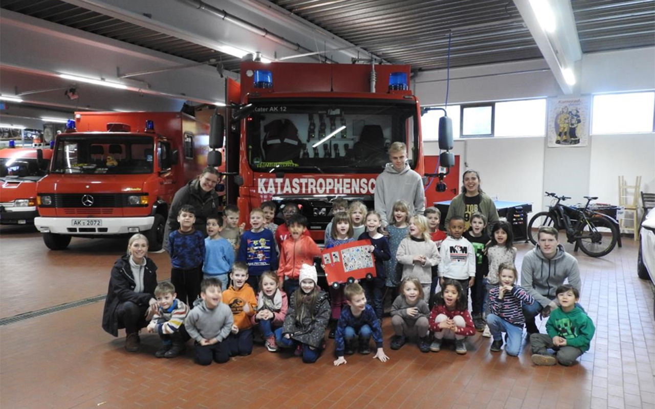 Die Kinder lieen sich zu "Feuerfchsen" ausbilden. (Foto: Kita Villa Kunterbunt)