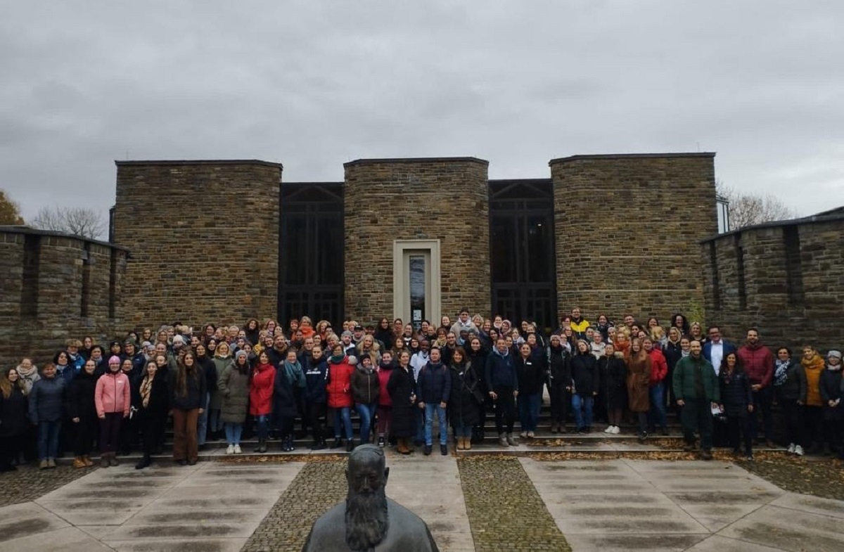 Rund 150 Neuwieder Erzieher aus den stdtischen Kitas tauschten sich beim Fachtag im Tagungszentrum Marienland in Vallendar ber das Thema "Natur als Lernort" aus. (Foto: Lena Dielmann)