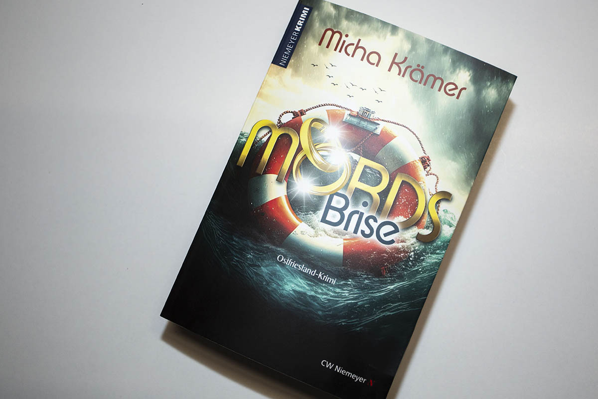 Buchtipp: "Mordsbrise" - Ostfriesland-Krimi von Micha Krmer