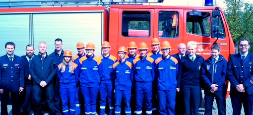 Alle neuen Teilnehmer der Jugendfeuerwehren aus Daaden und Herdorf bei der Abnahme der Leistungsspange waren erfolgreich und absolvierten die gestellten aufgaben bravours. (Foto: Kreisjugendfeuerwehr)