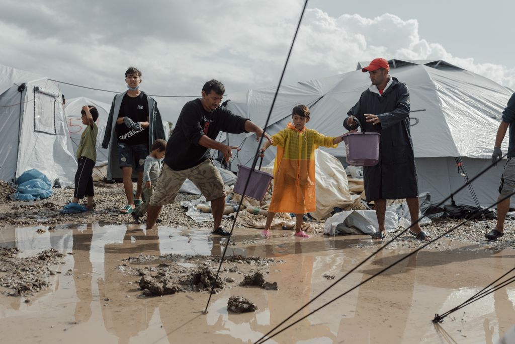 Regen im Flchtlingslager auf Lesbos. Fotos: Silas Zindel/EuroRelief