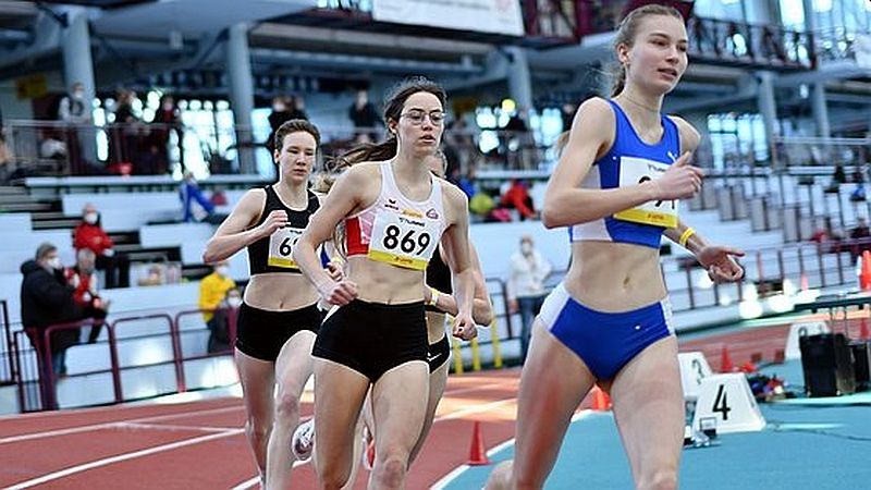 ber 800 Meter ist Radha Fiedler in Leipzig dabei, die ihre Bestzeit zuletzt deutlich steigerte. Foto: B. Heller 