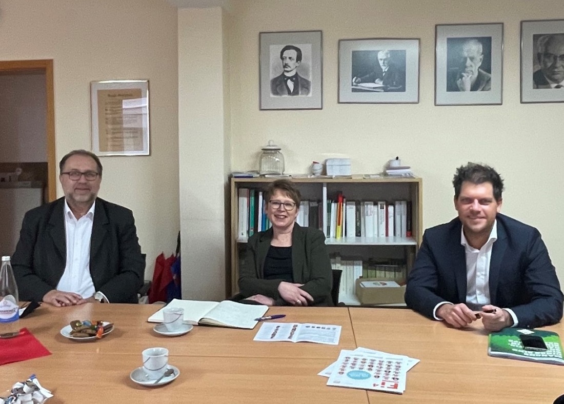 (V.l.) Richard Hover, D. Tanja Machalet und Vizeprsident Jens Geimer vor dem Gesprch (Fotoquelle: IHK)