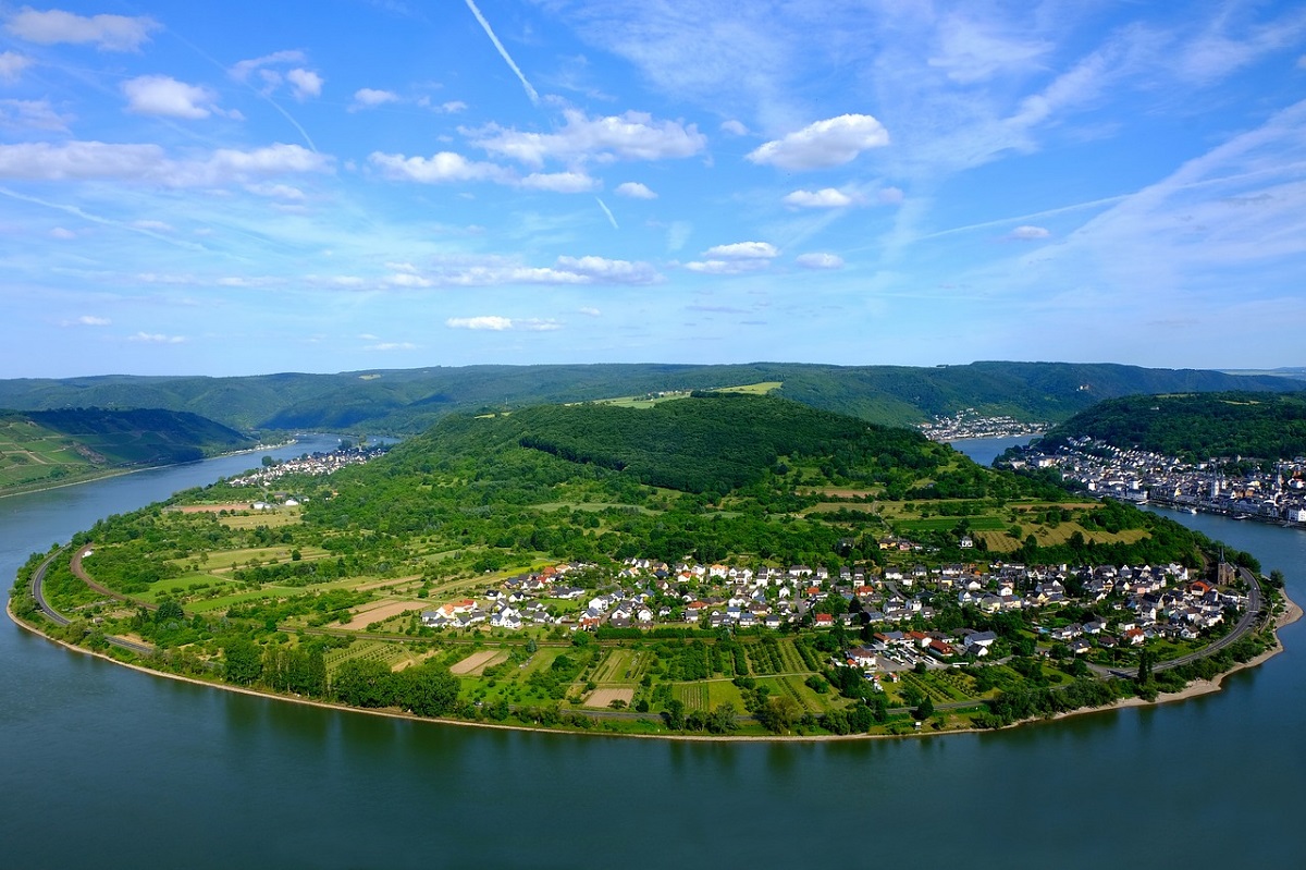 "111 Orte am Mittelrhein..." - spannende Lesung in der StadtBibliothek