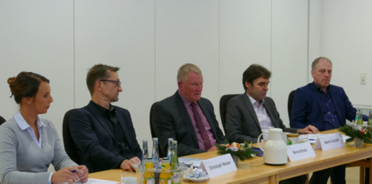 Gaben viele Informationen zum Montaplast-Standort Betzdorf: (von links) Janine Horczyk, Christoph Weber, Bernd Brato, Martin Schfer und Michael Becher. (Foto: by)