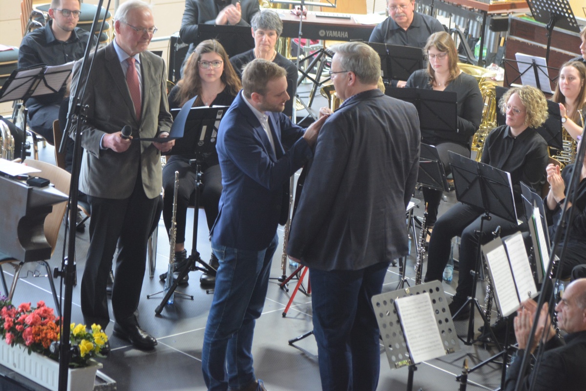 Kreismusikverband Westerwald prsentierte famoses Serenadenkonzert in Ebernhahn