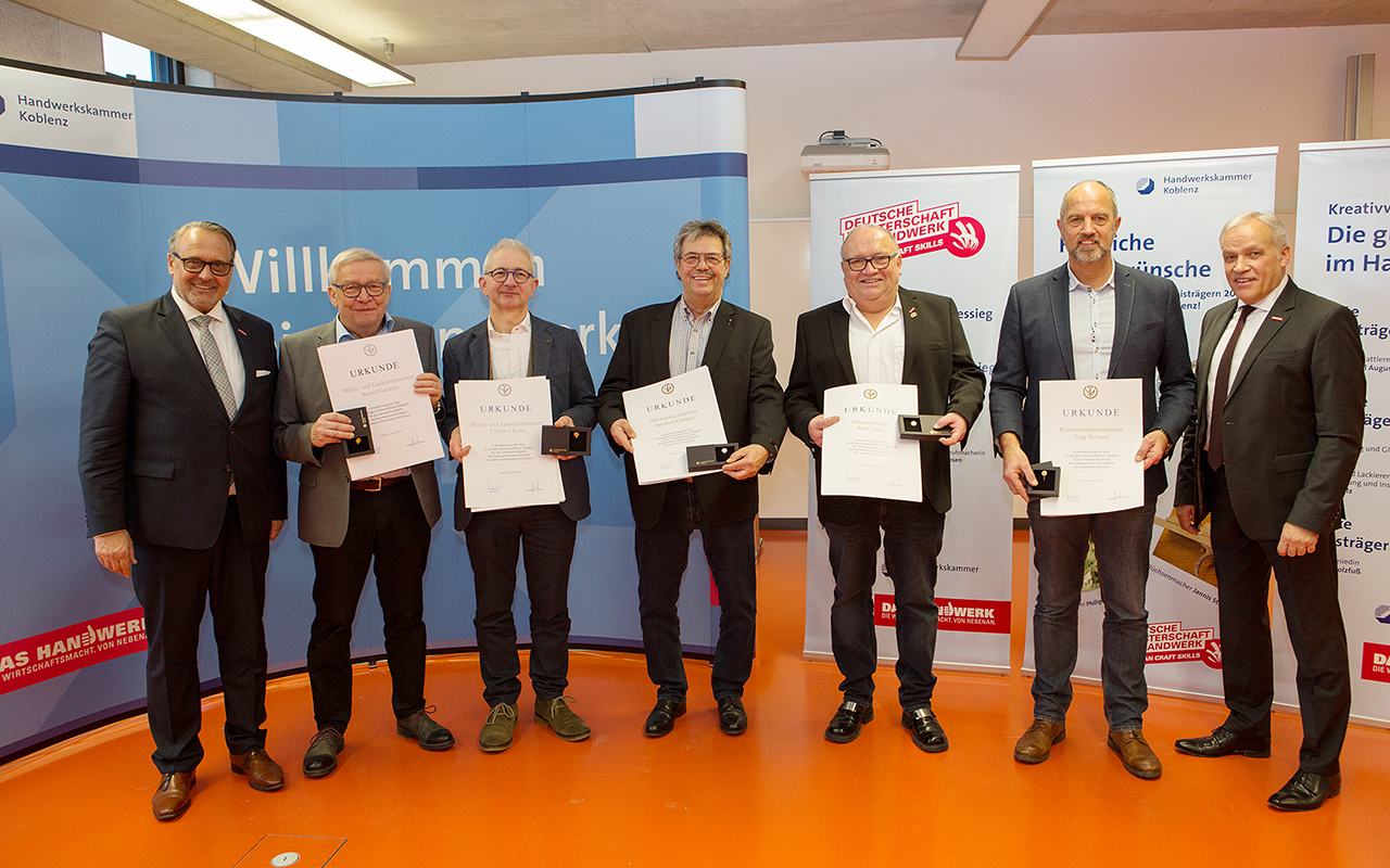 HwK Koblenz: Ehrennadeln an wertvolle Sttzen des Handwerks verliehen