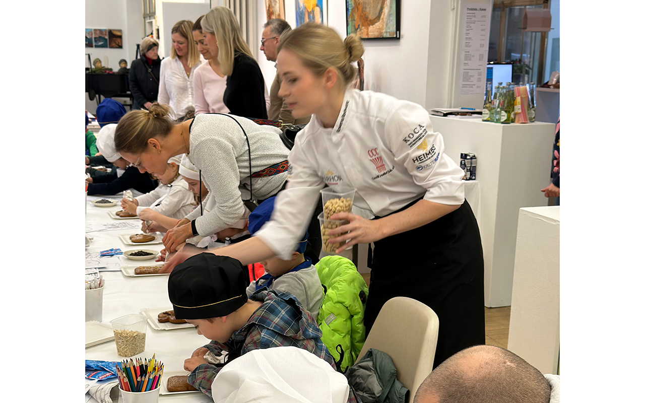 Kinder verwandeln Winterausstellung der Handwerkskammer in eine Backstube