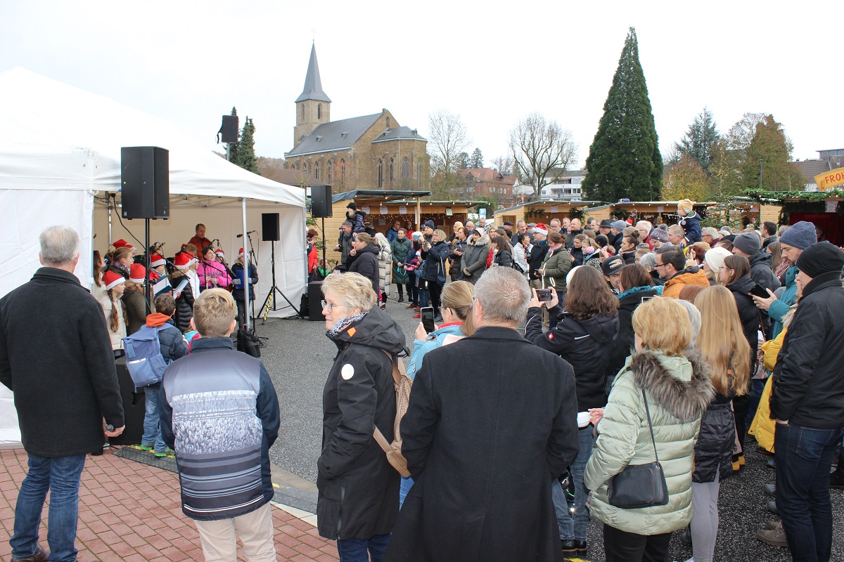 Nach zwei Jahren endlich wieder Weihnachtsmarkt in Neustadt