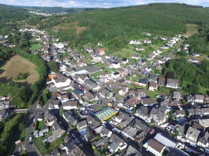 Fschber Kirmes aus der Luft (Foto: U.N.S.)