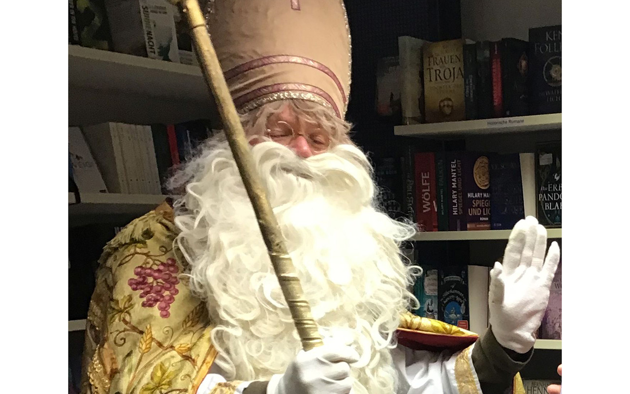 Wissen: Nikolaus gibt Tipps zum Lesen und Vorlesen