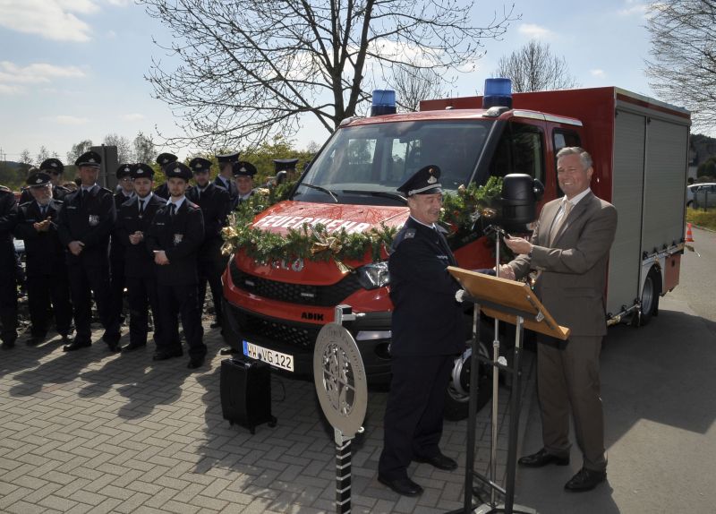 Feuerwehrauto in Hahn am See feierlich bergeben