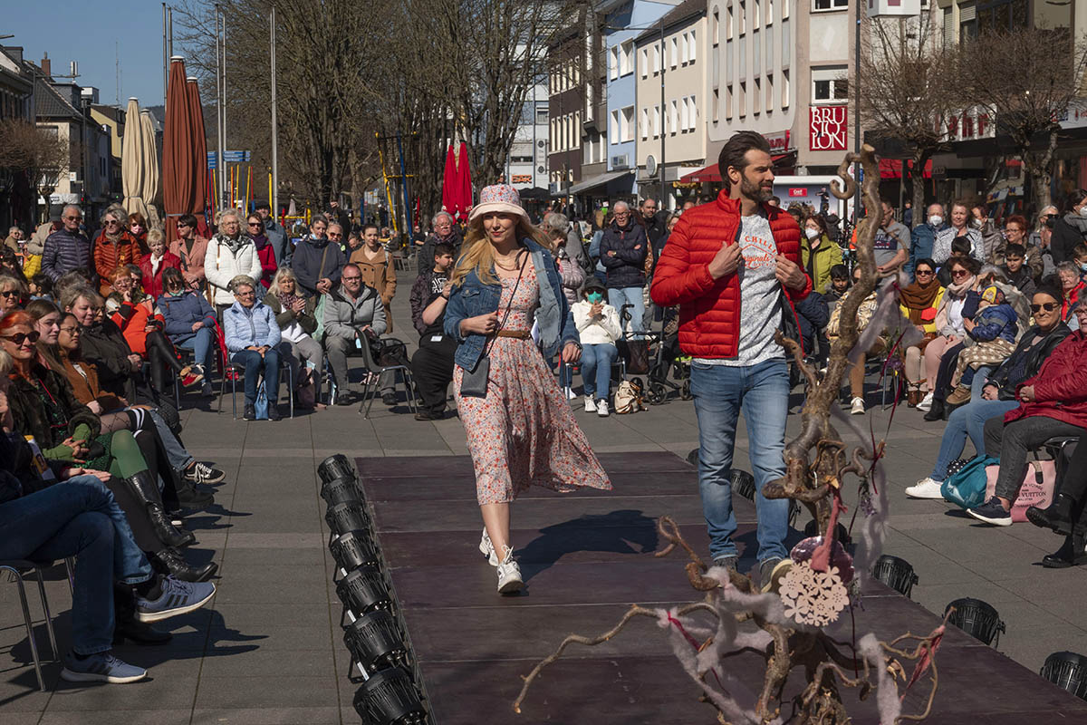 Farbe, Farbe, Farbe! - Neuwied blht auf