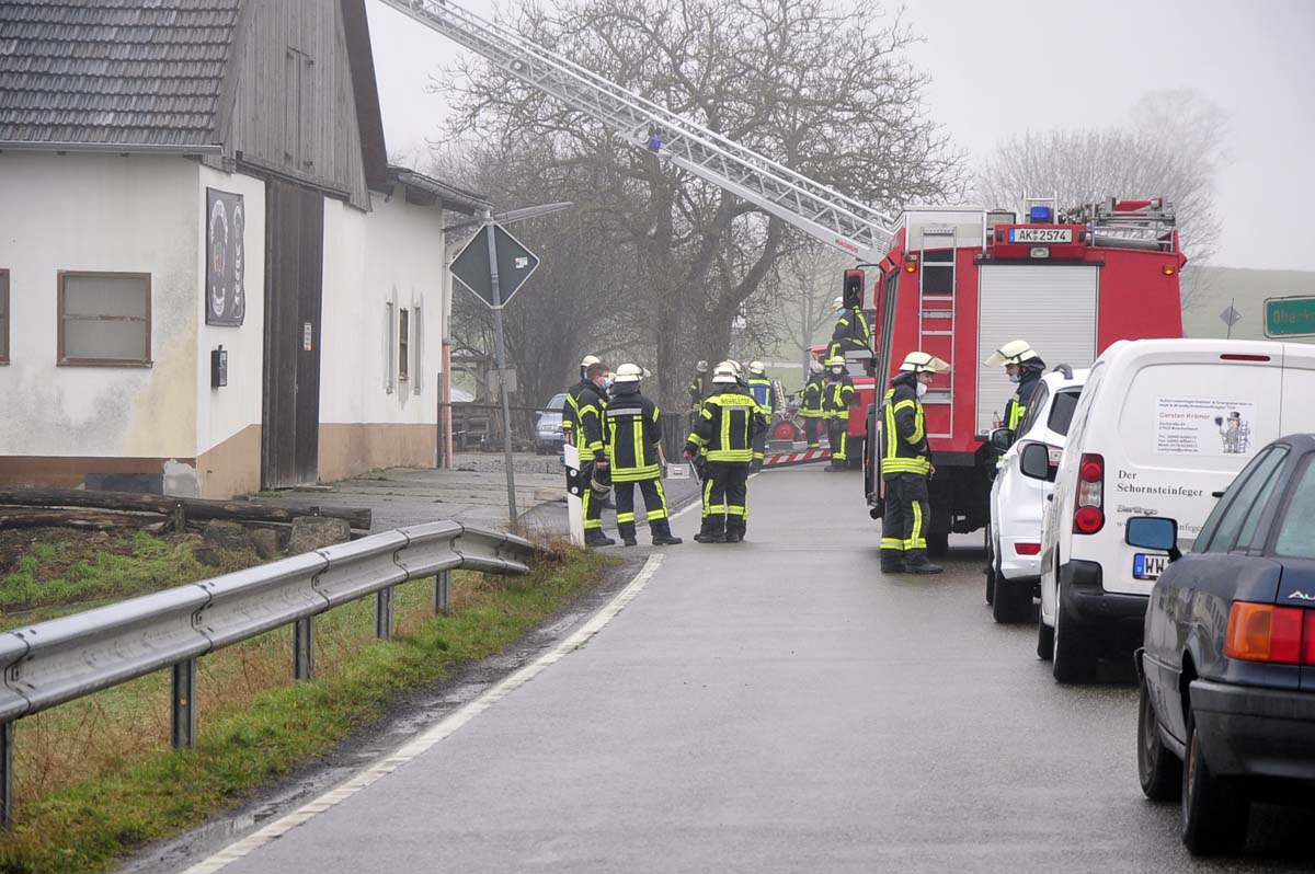 Feuerwehreinsatz in Mittelhof (Fotos: kk)